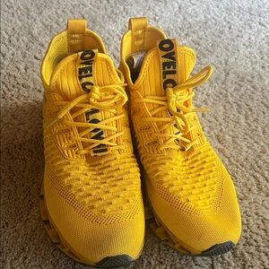 Vibrant Yellow women’s Running Shoes 10